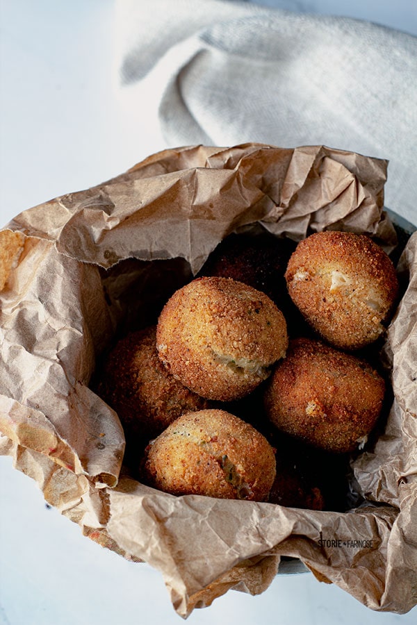 polpette di pane alla siciliana primo piano