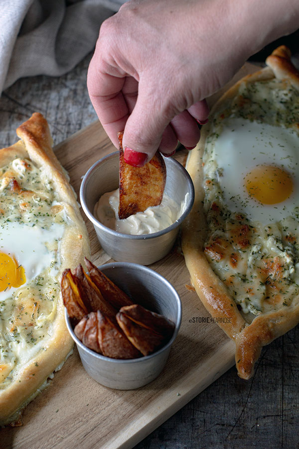 khachapuri adjaruli con patate